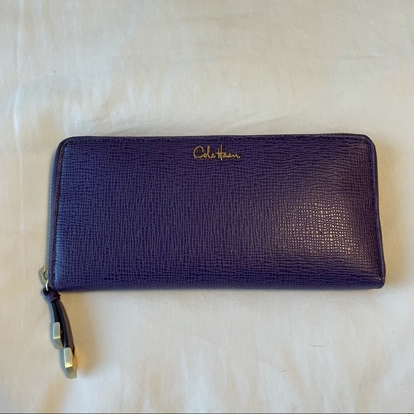 NEW Cole Haan Travel Wallet Purple 💜 - Picture 3 of 8